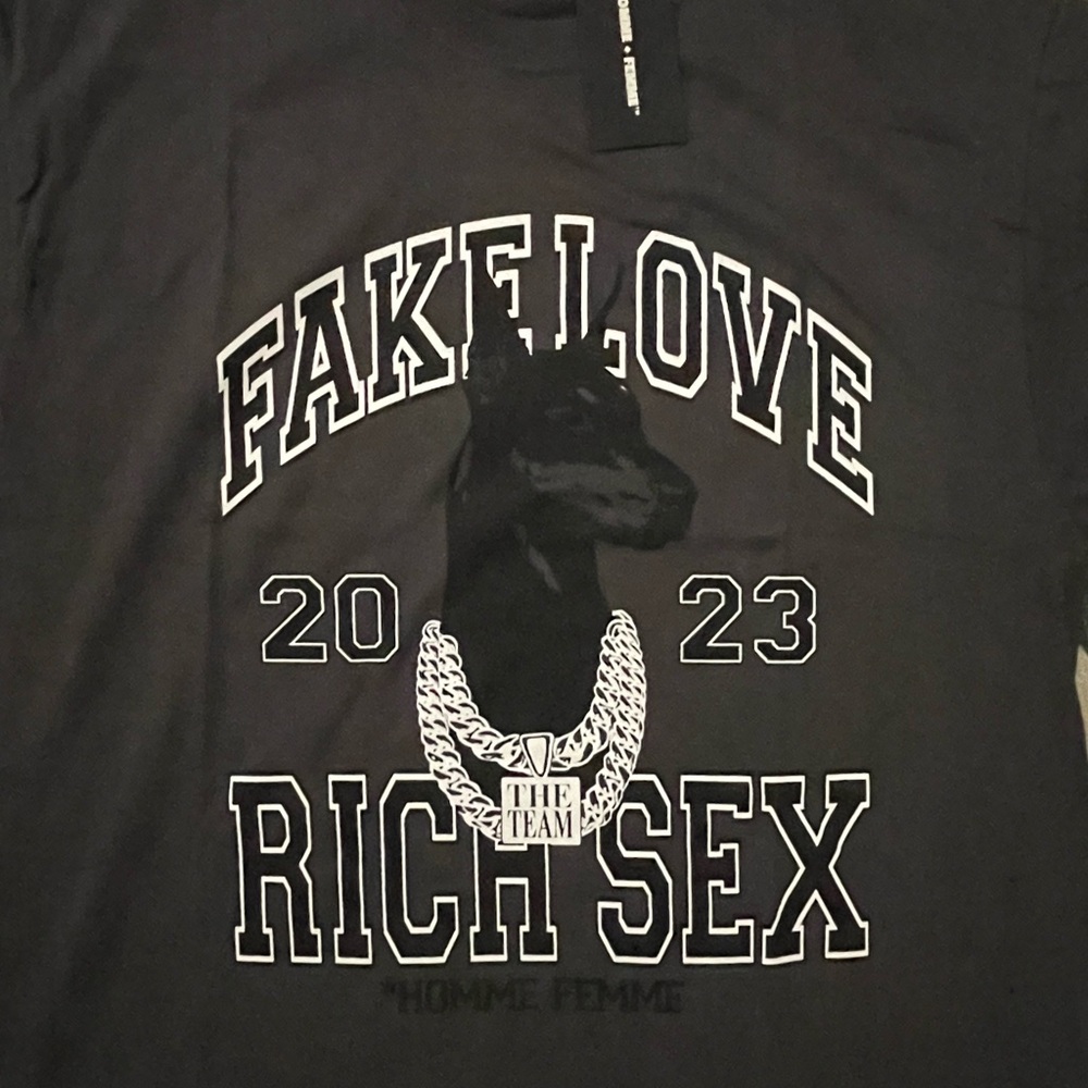 HOMME + FEMME XL Tshirt